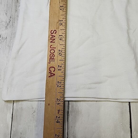 NWT Fanatics Women’s Florida Gators T-Shirt Size S Embroidered and With Sequins - Picture 7 of 7